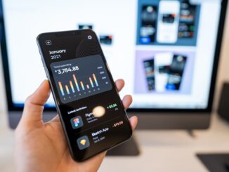 Samsung smartphone used for mobile internet access. Photo by Tran Mau Tri Tam on Unsplash.